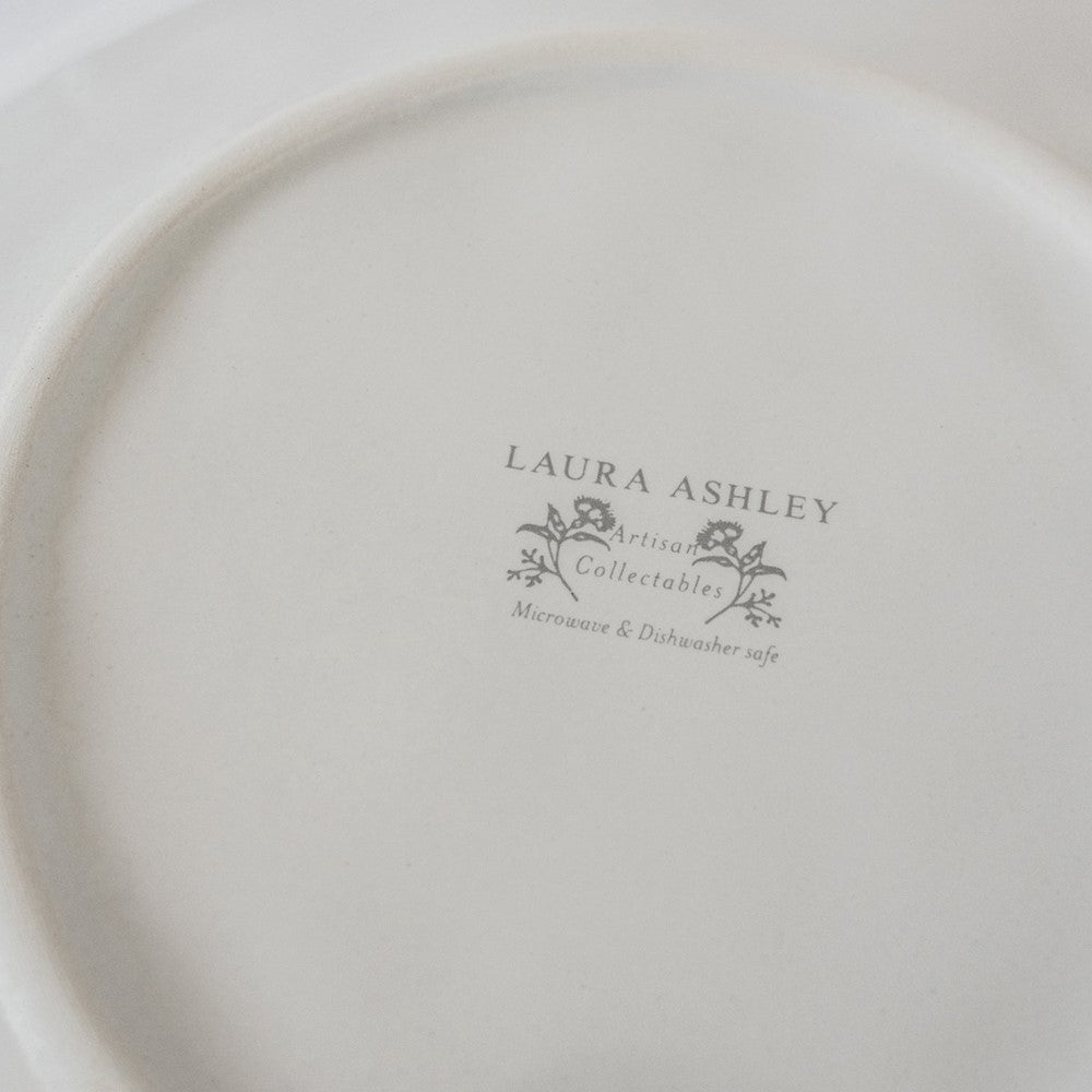 Laura Ashley Set 16 dinner